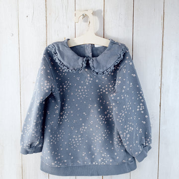 Polerón H&M T3-Gris 4 Celeste. Flores rosadas