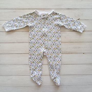 Osito Baby Talla 3-6 Meses Blanco con estampado de princesas.