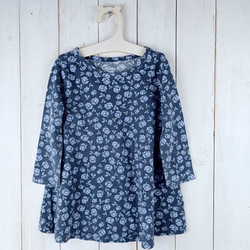 Vestido Old Navy Talla 12-18 Meses. Azul Flores Blancas