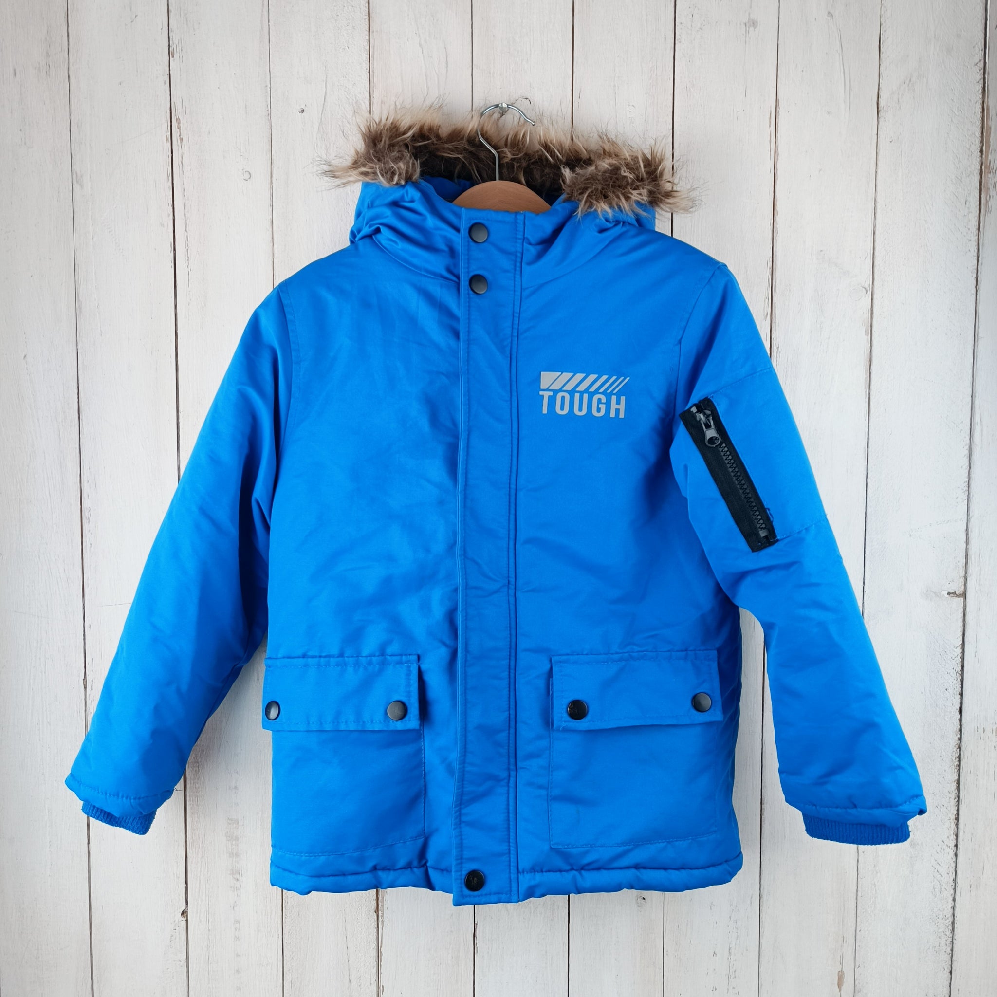 Parka Infinity Kids Talla 6. Forro interor chiporro