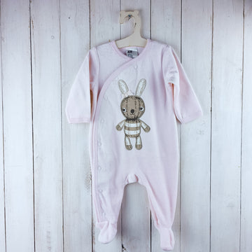 NUEVO Osito H&M Talla 2-4 meses Rosado. Coneja. Plush