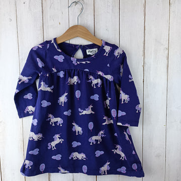 Vestido Hatley Talla 2-3. Morado. Unicornios