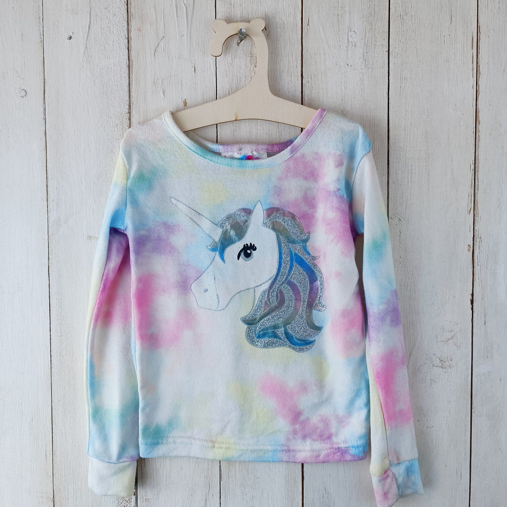 Polera Bmagical Tye Die Talla 2. Unicornio.