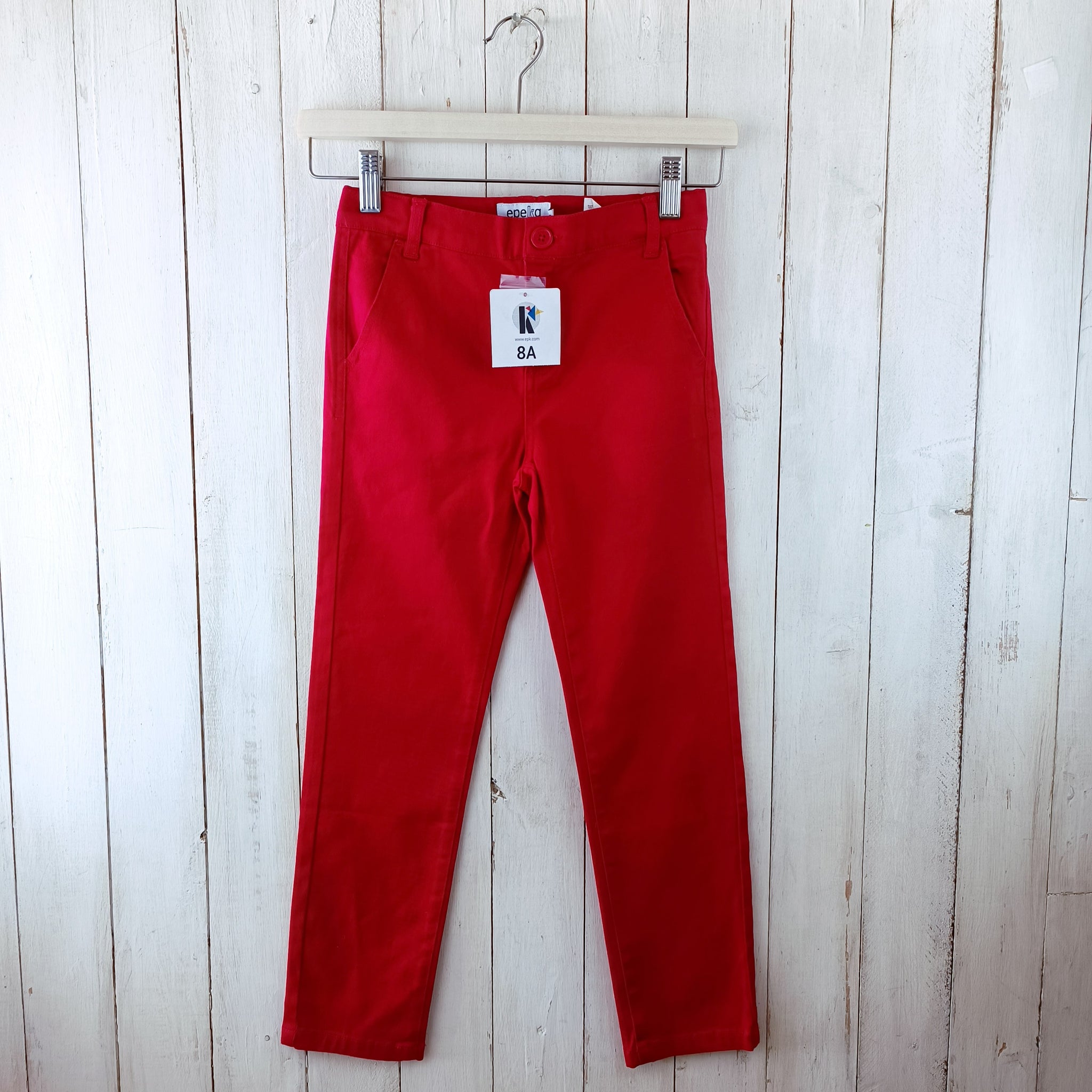 NUEVO Pantalón Epeka Talla 8. Rojo.