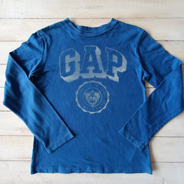 Polera Gap Talla 8 Azul Letras.