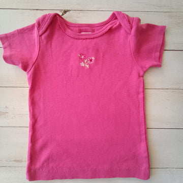 Polera Carter´s Talla 24M Fucsia. Flores Bordadas.