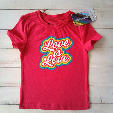 NUEVA Polera Takepride Talla 3 Roja. Love is love.