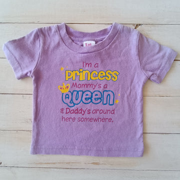 Polera Little Teez Talla 12M Morada. Letras de colores