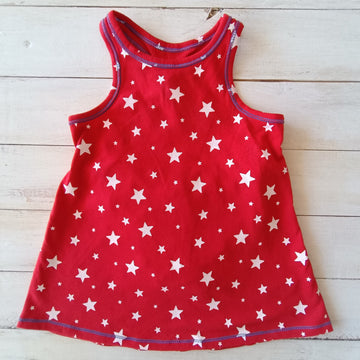 NUEVO Vestido Cat & Jack Talla 18M Rojo. Estrellas.