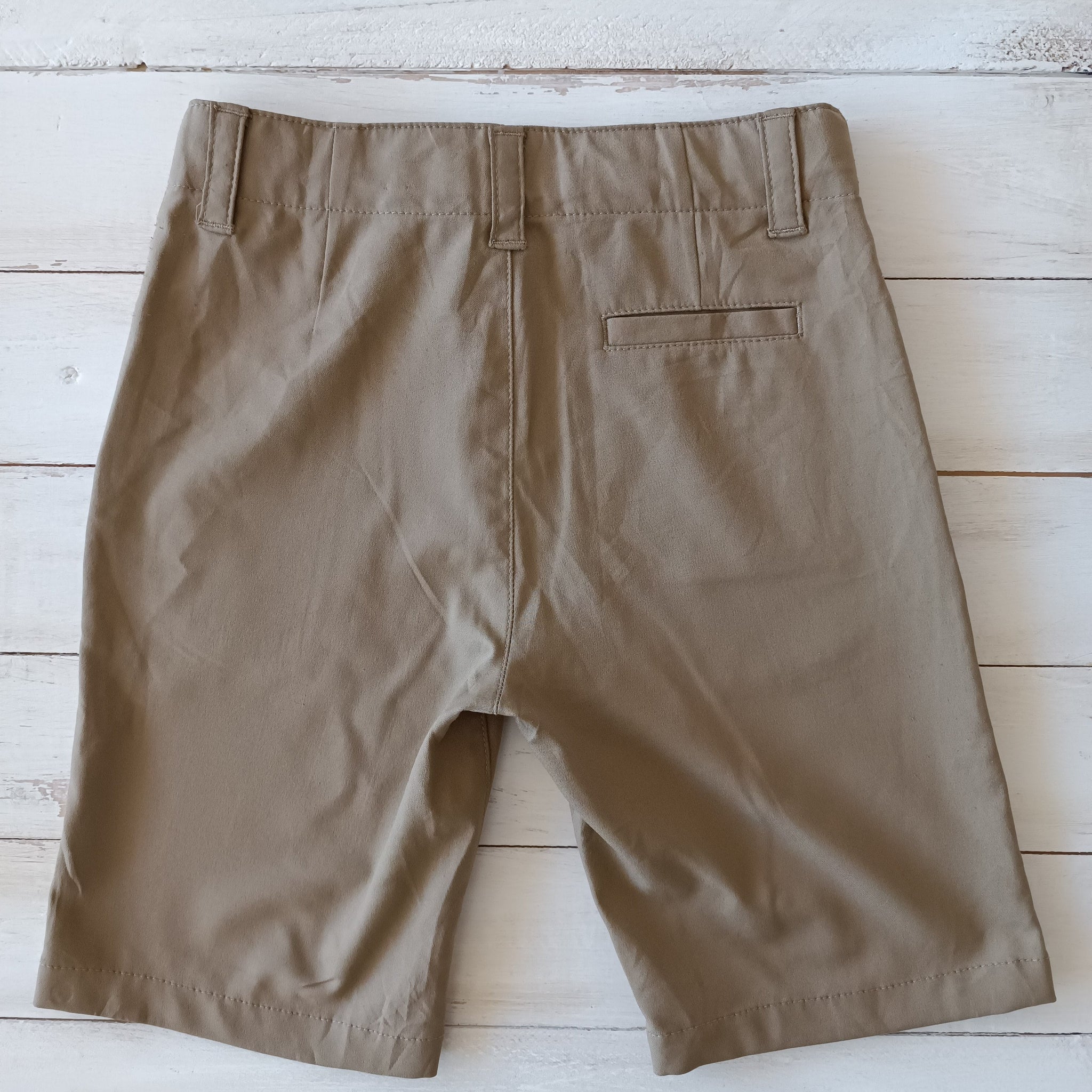 Short Class Club T7 Beige Oscuro