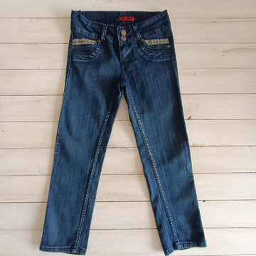 NUEVO Jeans Orn  Talla 6-7 Mezclilla azul. Bordados