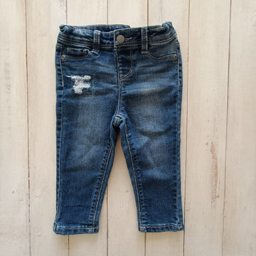 Jeans Jumping Beans Talla 18M. Mezclilla azul.