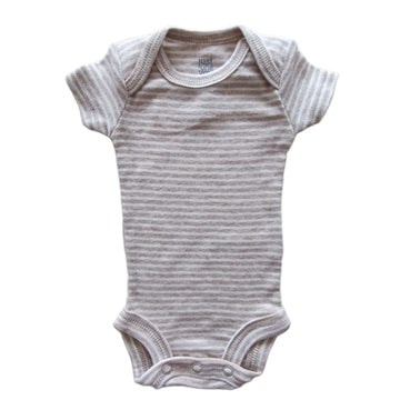 NUEVO Body Carter´s RN Rayas blanco y beige.