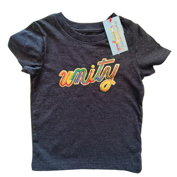 NUEVA Polera Cat & Jack 18M Gris con Letras doradas.