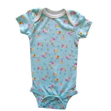 NUEVO Body Gerber Talla 6-9M Celeste con flores.