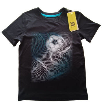 NUEVA Polera All in Motion Talla 4-5 Negra. Pelota Football.