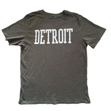 NUEVA Polera MNG Talla 11-12 Verde olivo. Detroit